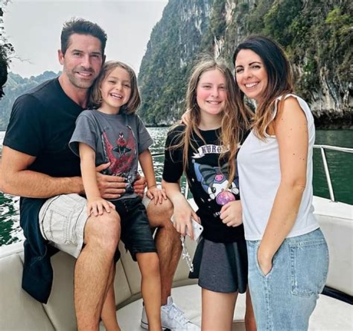 Scott Adkins Wife Lisa Adkins Married Life And Kids
