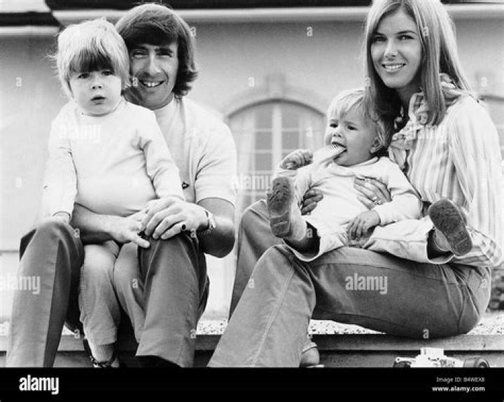 Sean Paul Wife (Jodi Stewart), Âge, taille, origine ethnique, enfants, statistiques corporelles - Celebrity.tn