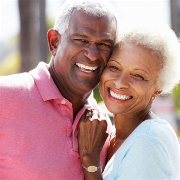 These High School Seniors Trolled Everyone with Their Hilarious Senior Photo ID Tradition