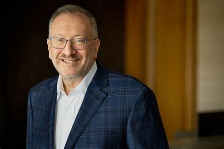 Seth Klarman Baupost, Bio, Wiki, Age, Wife, Margin Safety, Portfolio, and Net Worth
