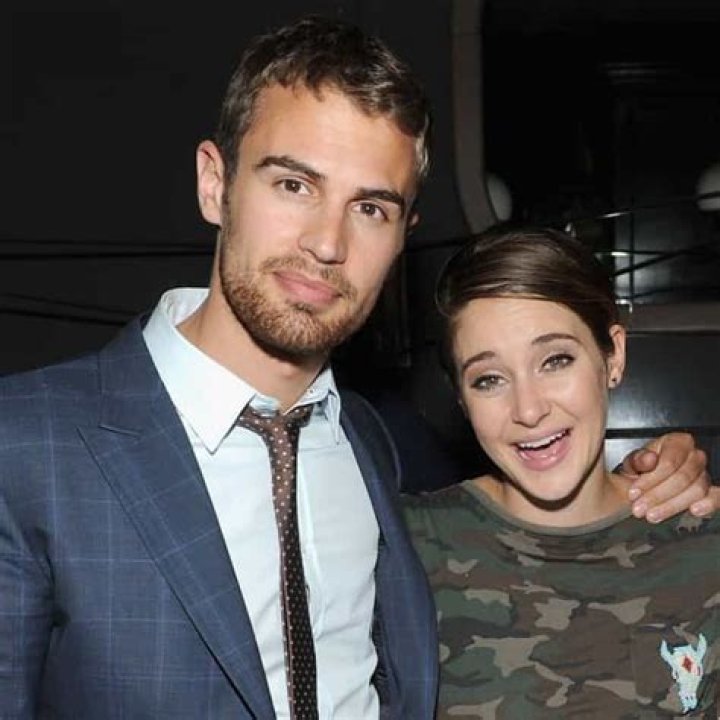 Shailene Woodley and Aaron Rodgers Have Officially Called off Their Engagement