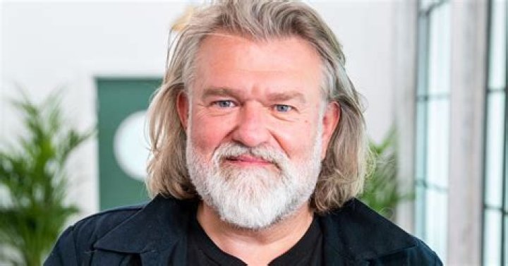 Si King Bio, Wiki, Age, Wife, Dave Myers, Hairy Bikers, and Net Worth