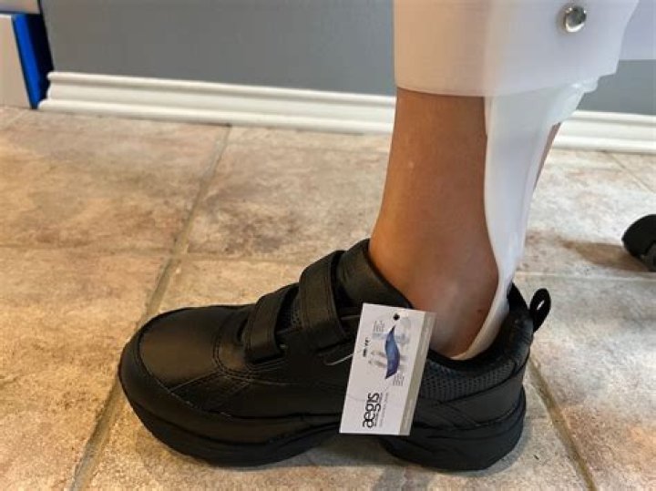 Is Sofia Richie Wearing an Ankle Monitor on Her Beach Day With Jaden?