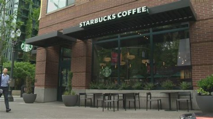 Starbucks Employees Make Personal Closed Sign for Drive-Thru Customer Who “Can’t Take a Hint”