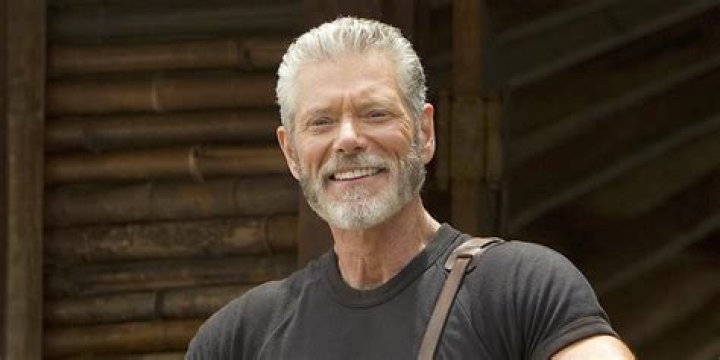 Stephen Lang Net Worth – How Much is Lang Worth?