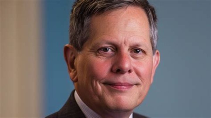 Steve Daines Net Worth – How Much is Senator Daines Worth?