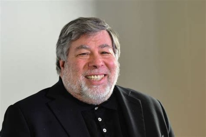 Steve Wozniak $2 Bills, Bio, Wiki, Age, Spouse, Steve Jobs, and Net Worth