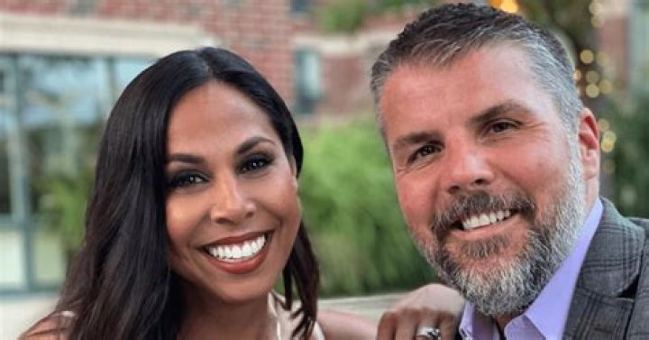 Is Taniya Wright Married, Single Or Dating?