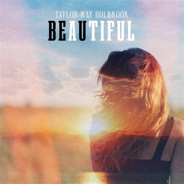 Taylor Ray Holbrook Breaks Top 10 on iTunes Charts With New Single ‘Southern Land’ – Celeb Secrets Country