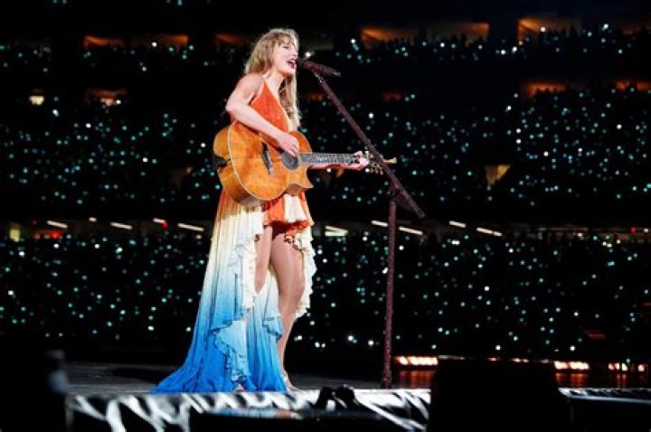 Why Taylor Swift's Koi Fish Guitar Isn't at the Hall of Fame
