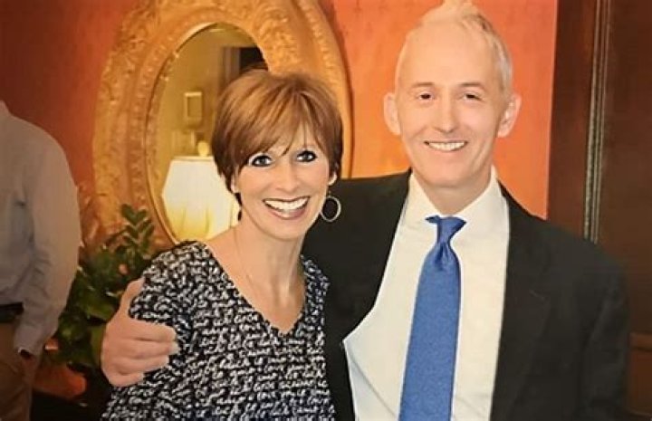 Terri Gowdy – Celebrity Wife | Wiki, Age, Height, Net Worth, Relationship, Ethnicity, Career