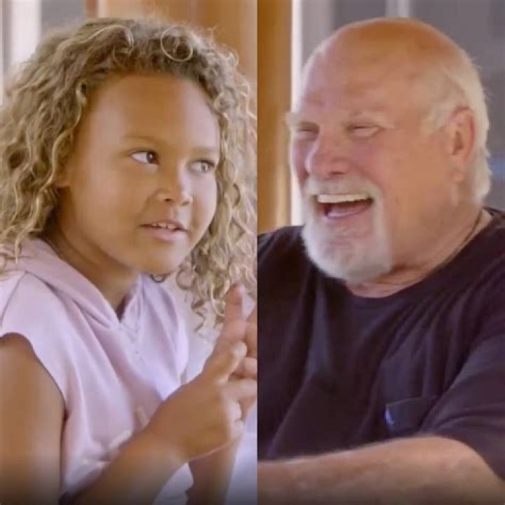 Terry Bradshaw's Granddaughter Is a "Show Stealer" on 'Bradshaw Bunch' (EXCLUSIVE)
