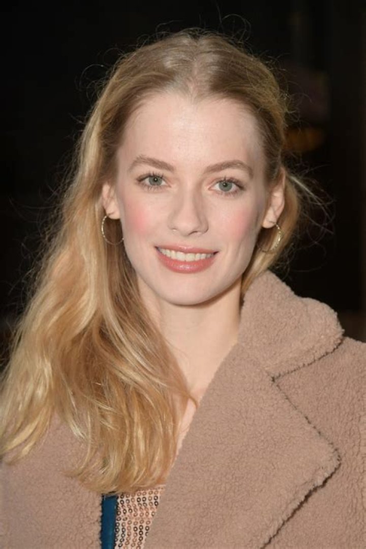 Tess Ward Wiki Reveals Age, Height & Relationship; Dated Harry Styles?