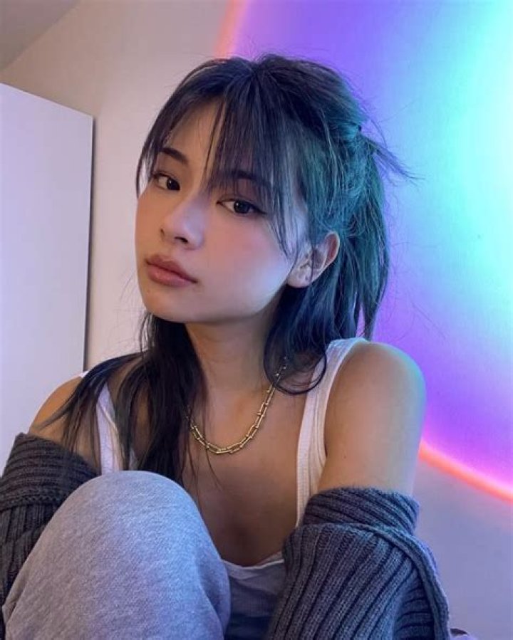 TingTing Lai-Instagram Star| Net Worth, Age, Height, Relationship, Career and Wiki!