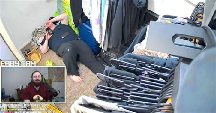 Twitch Streamer Asks His Moderator to Sleep in a Closet for Three Days in Exchange for a Car