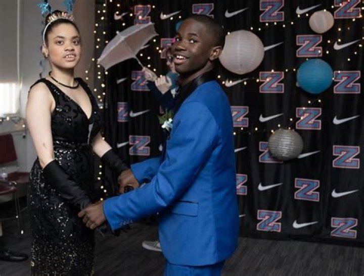 This Special Needs Prom Couple is Goals