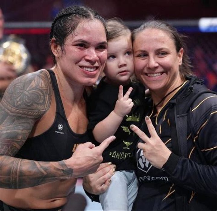 UFC Istela Nunes Wikipedia And Age: Family And Net Worth