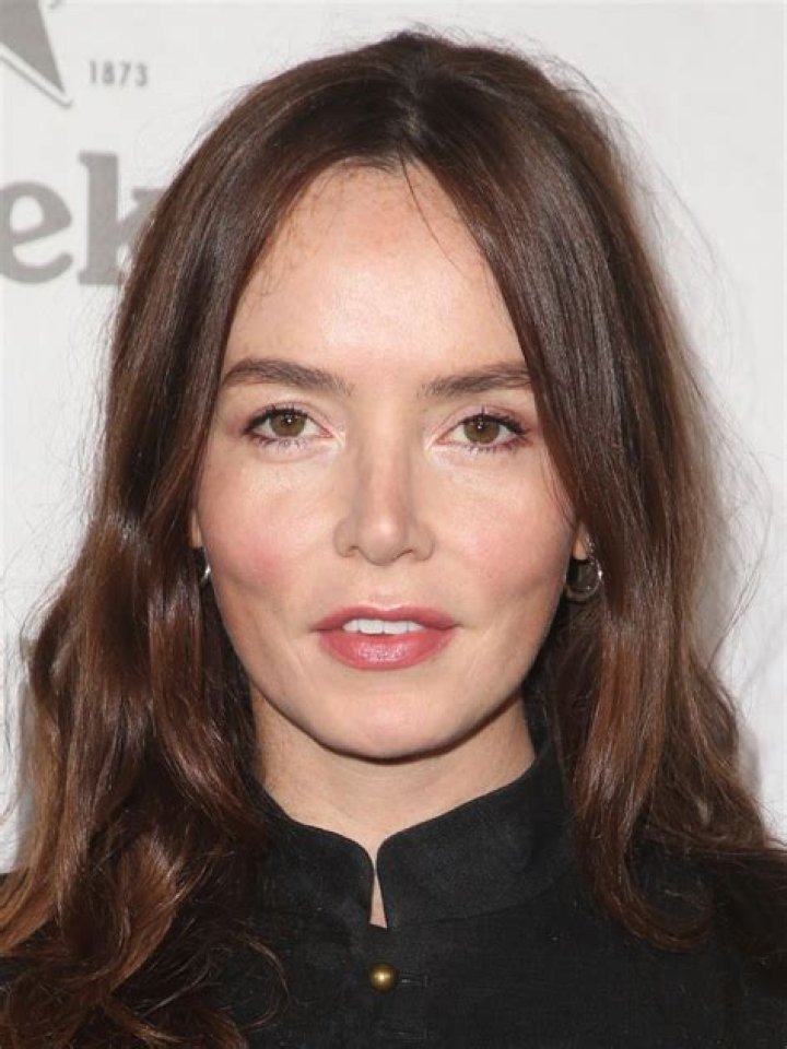 Valene Kane – Biography, Facts & Life Story