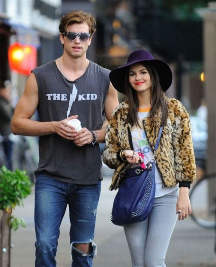 Who Is Victoria Justice Dating? Here's What We Know