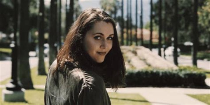 Violet Myers – Adult Actress | Wiki, Age, Height, Net Worth, Relationship, Ethnicity, Career