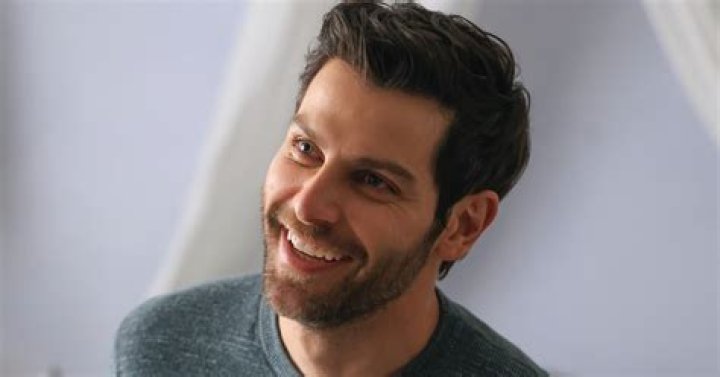 Here's Exactly How Eddie Spiraled in Season 3 of 'A Million Little Things'