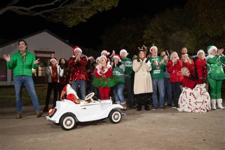 When Do They Film 'The Great Christmas Light Fight'? Plus More Fun Facts