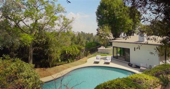 A Celebrity Client on 'Million Dollar Listing' Needed $100K Worth of Security Updates