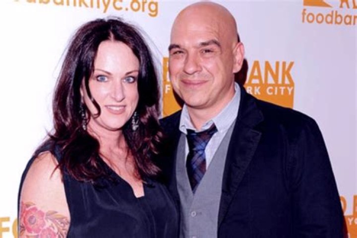 Who is Michael Symon’s wife Liz Shanahan? Wiki-Bio, Career, Children.