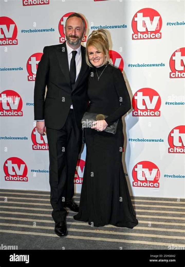 Who Is Steve Edge Wife Julie Graham? Kids Family