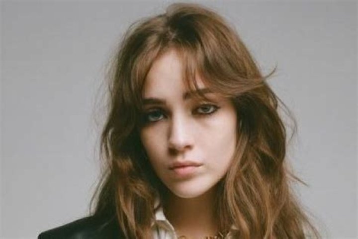 Who Is Talia Ryder Mother | Meet Kristin Clark | Ethnicity And Family