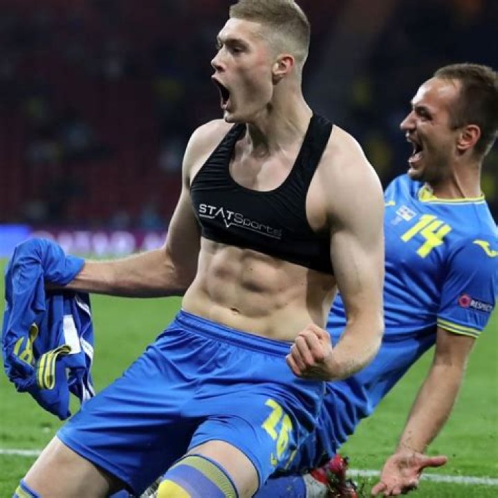 Why Do Male Soccer Players Wear Bras? Good News — They Aren't Bras